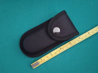 Pequenas Bolsas Multifunções - canivetes, alicates