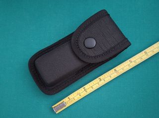 Pequenas Bolsas Multifunções - canivetes, alicates