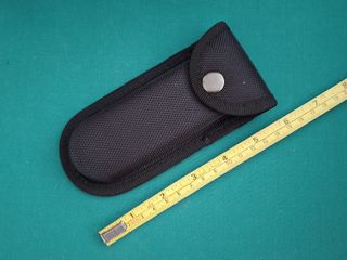 Pequenas Bolsas Multifunções - canivetes, alicates