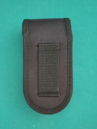 Pequenas Bolsas Multifunções - canivetes, alicates