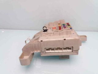 CAJA RELES / FUSIBLES TOYOTA LAND CRUISER (J10) (4)