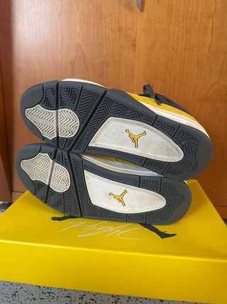 Nike Air Jordan 4 Lightning EU 42,5 US 9