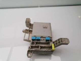 CAJA RELES / FUSIBLES TOYOTA LAND CRUISER (J10) (3)