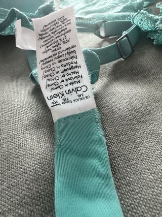 Camisón lencero y conjunto interior Calvin Klein