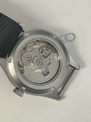 Reloj SEIKO 5 Sport Field Grey 39,4mm SRPG31K1
