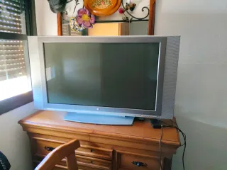 Televisión LG 42 Plata