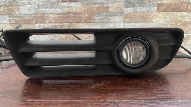 Antinieblas Micro Hella VW Golf IV