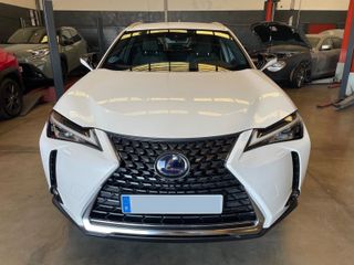 Lexus UX 2022