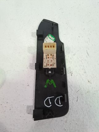 MANDO ELEVALUNAS DELANTERO DERECHO CHEVROLET CAPTIVA