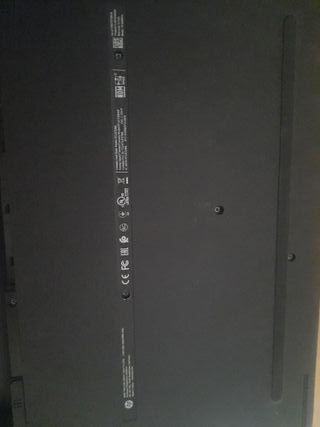 HP Portátil AMD E2-7110 8GB RAM 238GB SSD Rojo