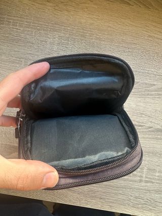 Bolso de mano de cuero marrón