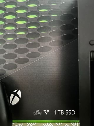 Xbox Series X 1TB Consola + Mandos