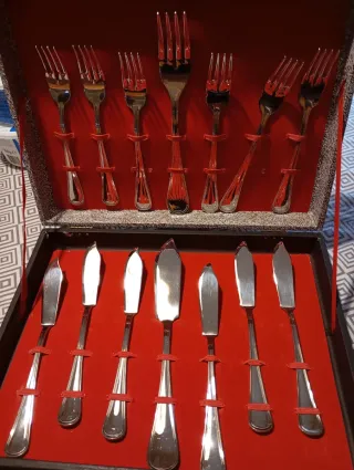 Servizio posate da pesce