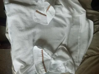 Camisa Kasta Blanca Talla S (Usada 1 vez)