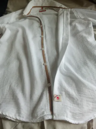 Camisa Kasta Blanca Talla S (Usada 1 vez)