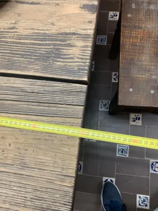 Mesa Rústica Pino Macizo con Bancos y Sillas