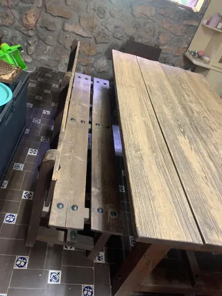 Mesa Rústica Pino Macizo con Bancos y Sillas
