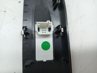 MANDO ELEVALUNAS DELANTERO DERECHO OPEL CORSA F