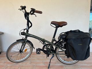 Bicicleta eléctrica BTWIN plegable