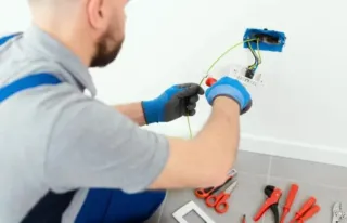 REFORMAS Y REPARACIONES – PROFESIONALES