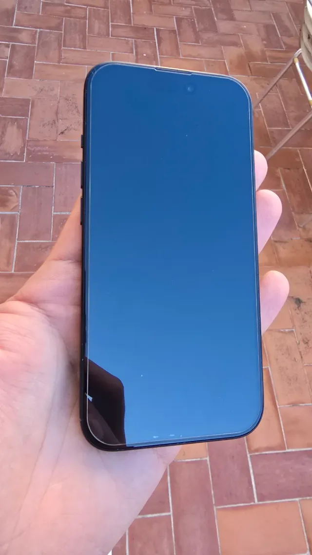 iPhone 15 Negro 128GB