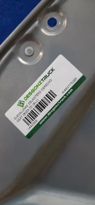 Elevalunas delatero derecho seat ibiza 6L1 2002