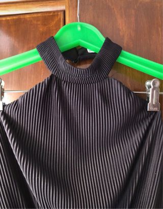 Top fiesta Bershka negro XS