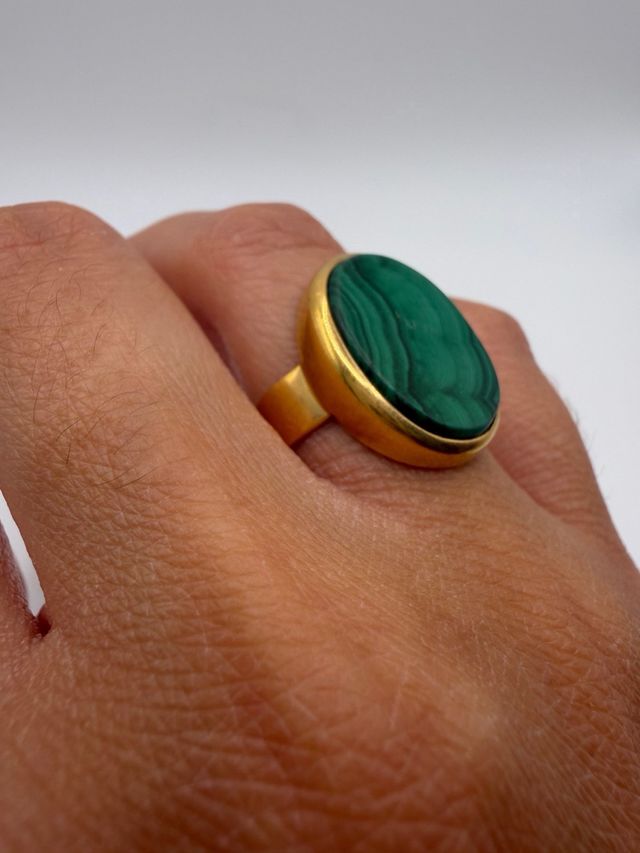 Anillo Oro 18k con Malquita