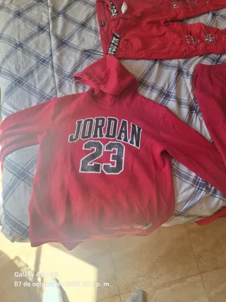 Conjunto Jordan Rojo