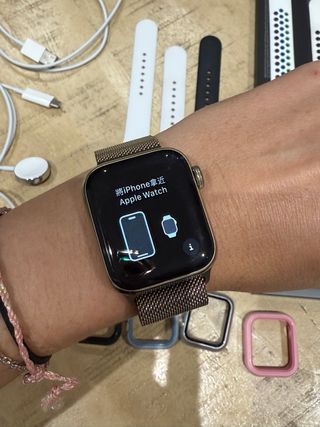 Apple watch series 6 acero inoxidable oro 40mm GPS