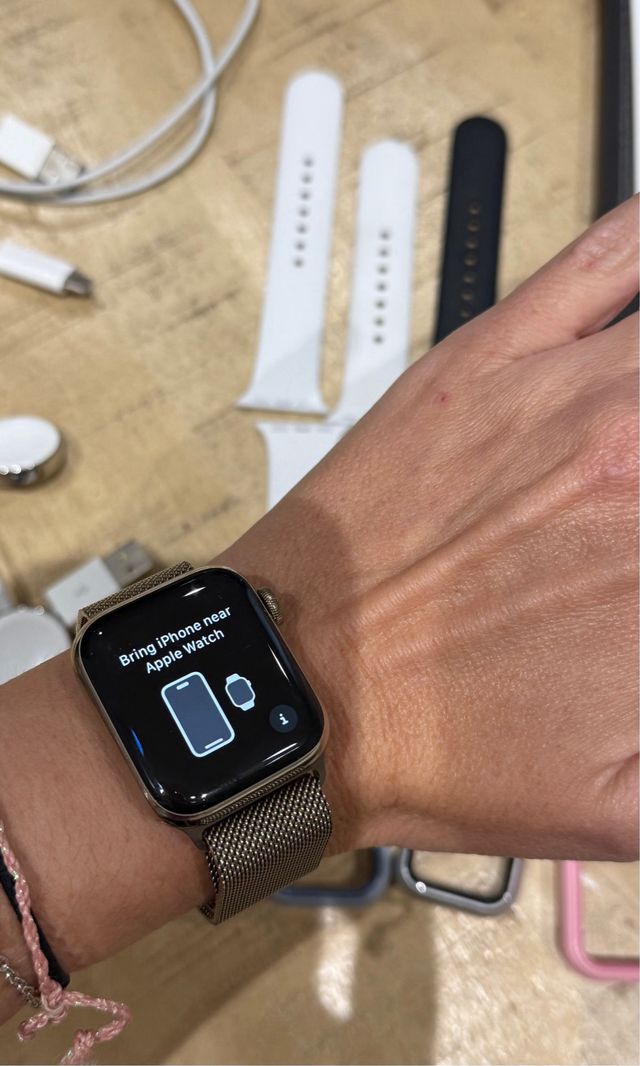 Apple watch series 6 acero inoxidable oro 40mm GPS