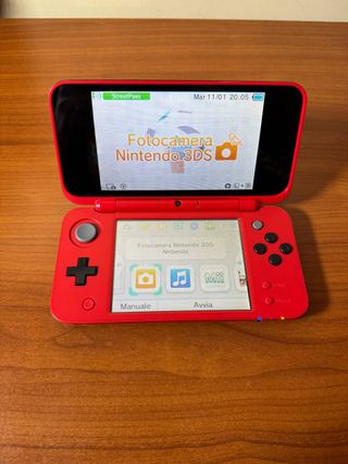 Nintendo New 2DS XL Pokeball