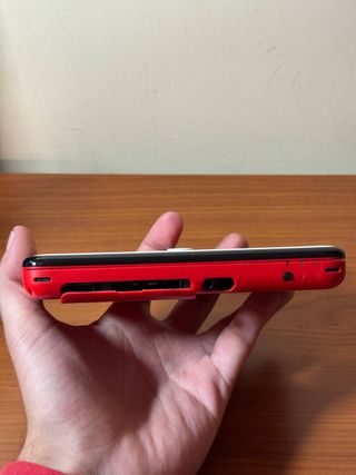 Nintendo New 2DS XL Pokeball