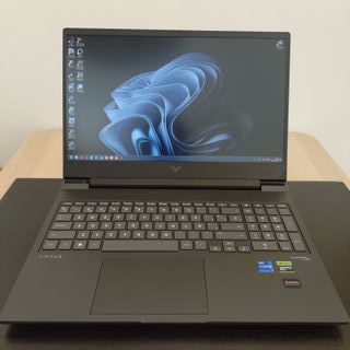 Portátil HP Victus RTX 4070 8GB i7 32GB RAM 1TB