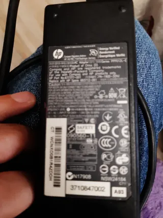 Adaptador de Corriente HP 90W