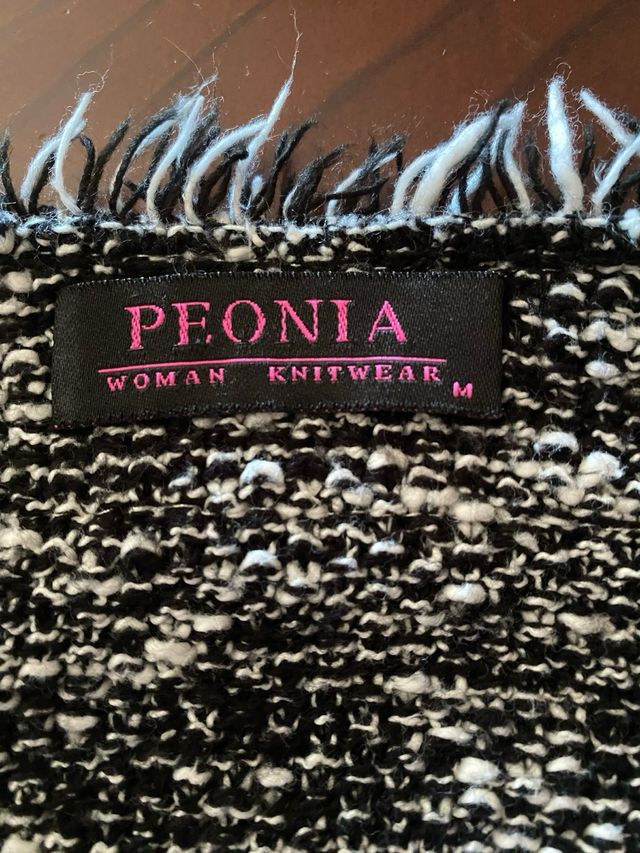 Abrigo/Vestido de punto estilo Chanel