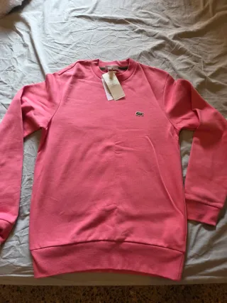 2. Sudadera Lacoste Rosa Unisex con etiqueta 