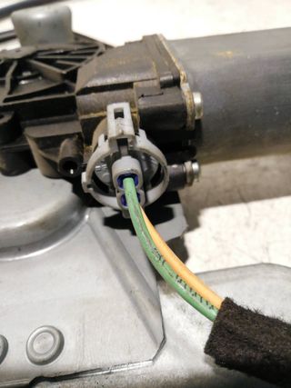MOTOR ELEVALUNAS DELANTERO DERECHO OPEL ASTRA F FURGONETA