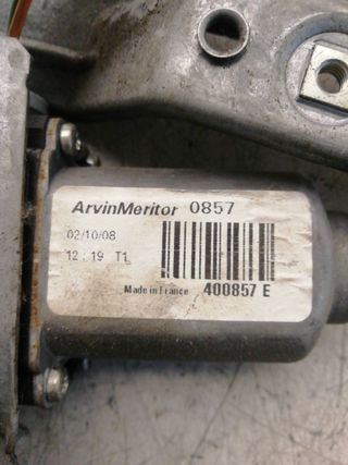 MOTOR ELEVALUNAS DELANTERO DERECHO OPEL ASTRA F FURGONETA