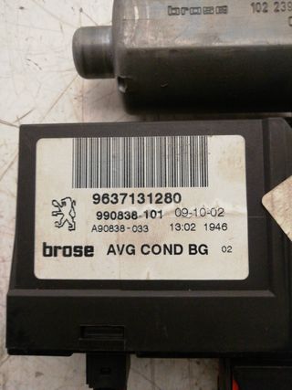 MOTOR ELEVALUNAS DELANTERO IZQUIERDO PEUGEOT 307 BREAK / SW