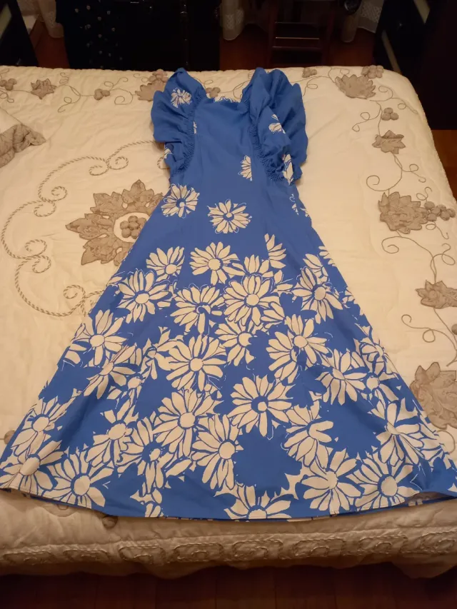 Vestido Zara floral azul talla L
