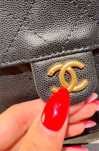 Bolso Chanel Negro y Dorado