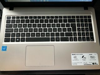 Portátil ASUS X540S Plata y Negro
