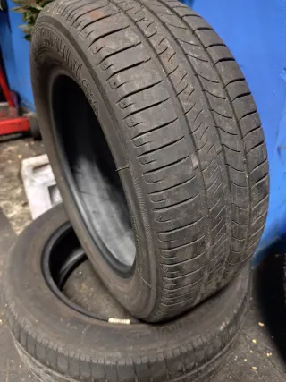 Neumáticos Michelin 205 55 R16 91V
25€ por rueda.