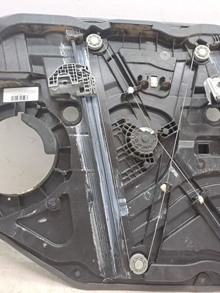 ELEVALUNAS DELANTERO DERECHO HYUNDAI TUCSON (4)