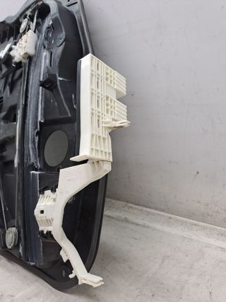ELEVALUNAS DELANTERO DERECHO HYUNDAI TUCSON (4)