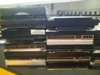 Lote 15 Discos Duros IDE SATA SCSI Para Piezas 10€