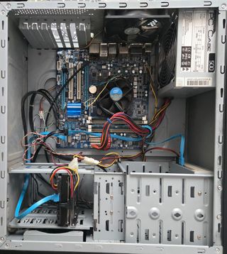 Torre PC Cooler Master i3 Negra/Azul