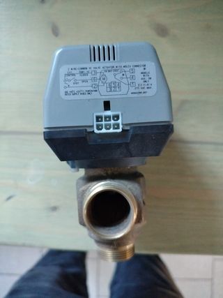 Attuatore Honeywell UC8010 Valvola 3 vie