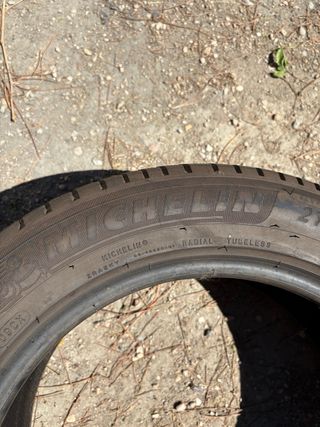 Neumático 215/55 R16 97W